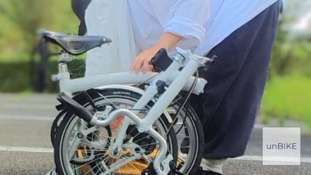 BROMPTONを組み立てる